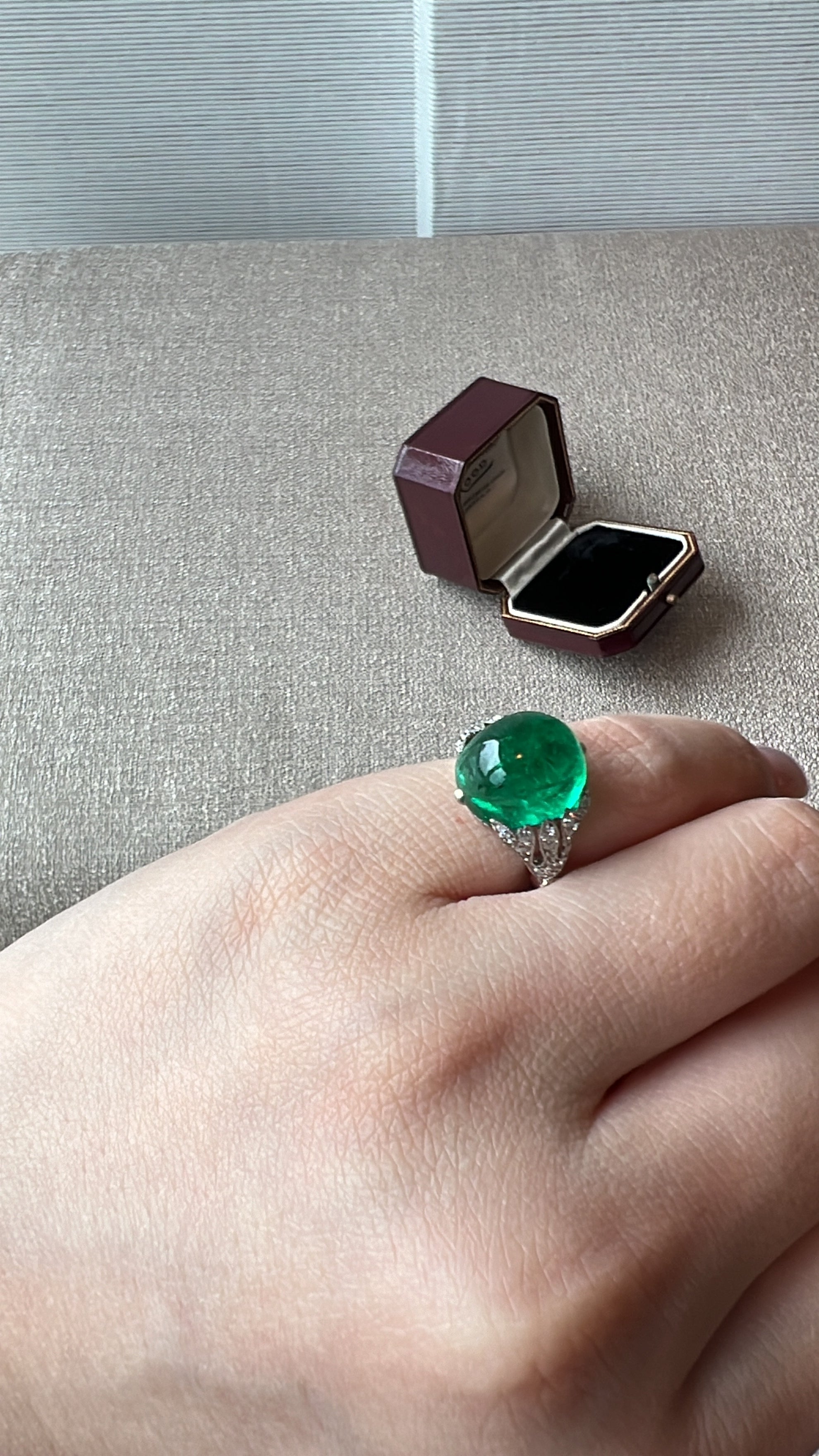 Edwardian 7.59cts Colombia Platinum emerald diamond ring